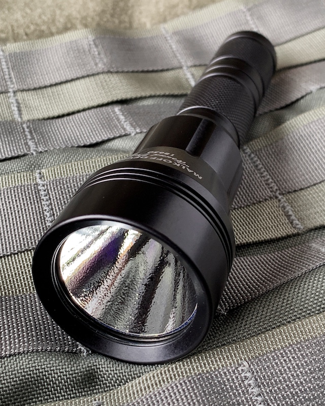 Hound Dog 18650 Three Quarter View